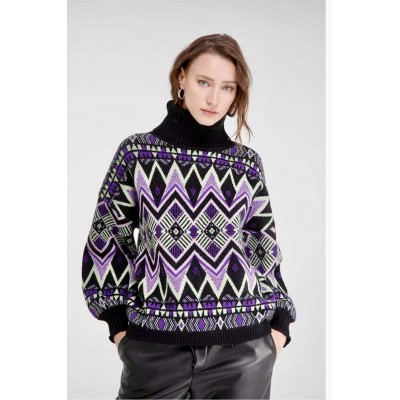 Il maglione Sparring è un capo verssatile di tendenza,perfetto oer affrontare la stagione fredda con stile.Realizzato in un  cal