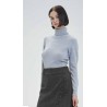 Maglione a collo alto in misto lana super morbido.Design classico e versatile, perfetto per look eleganti o casual.filato legger