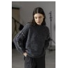 Maglia lunga in mohair con scollo lupetto e cuciture esterne ricamate
