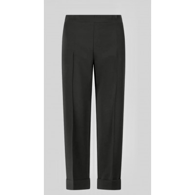 Pantalone basic in tessuto tecnico bistretch con cinturino piatto davanti ed elastico nel dietro, tasche e risvolto sul fondo