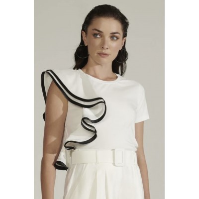 ROUCHES Aggiungi un tocco di eleganza al tuo guardaroba con questa meravigliosa t-shirt a mezza manica.Realizzata in morbido cot