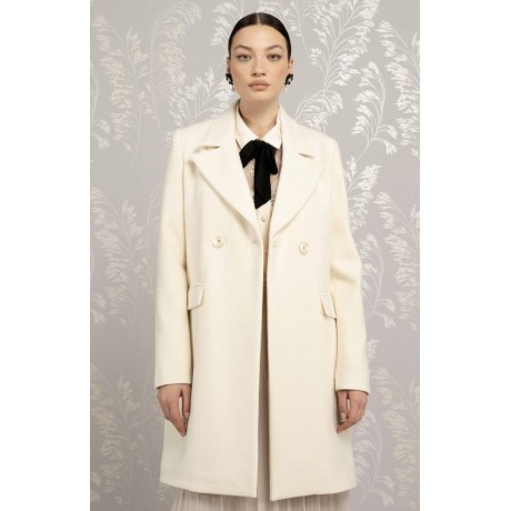 Cappotto doppiopetto dalla linea morida