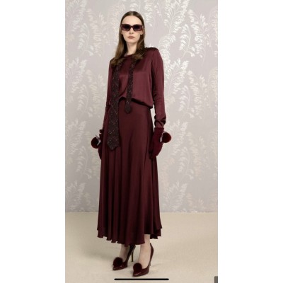 Effortlessy chic. Indossala con la gonna abbinati per un look sofisticato.