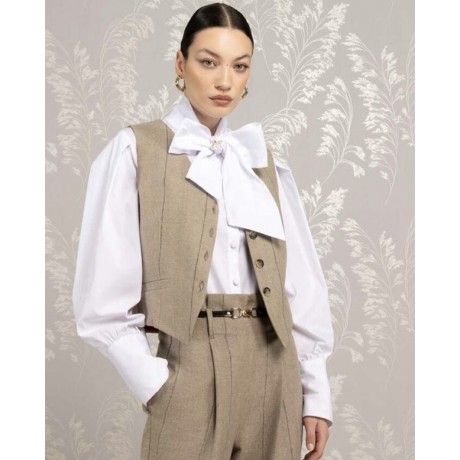 Evergreen redesigned: elegante di giorno, sorprendente la sera.