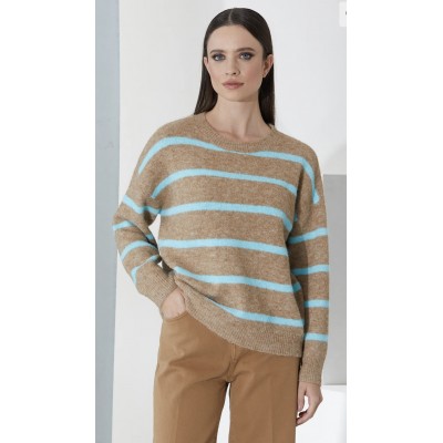 Maglia girocollo a righe.Extra warm, peso piuma: stile impeccabile anche nelle giornate più fredde.